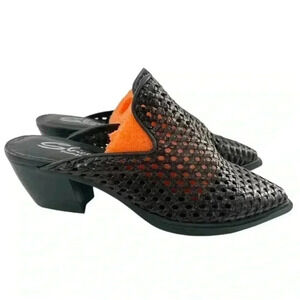 Stricca open ankle bootie size 8 black leather woven slip on western mules
